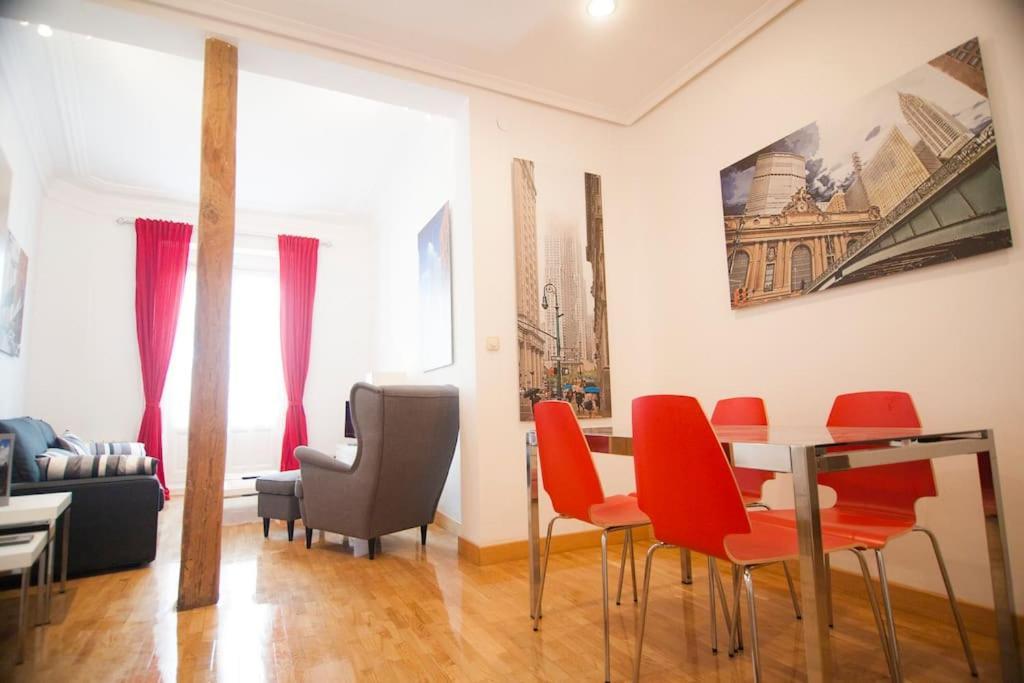 Alojamiento Entero Centro: Piso . Chueca Lägenhet Madrid Exteriör bild